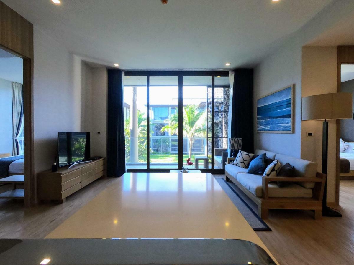Baan Mai Khao Condo Exterior foto